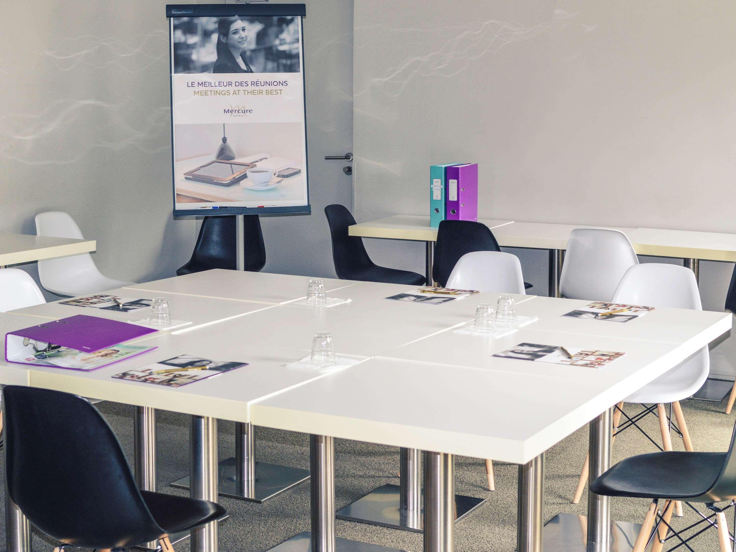 Hotel Mercure Nantes Ouest Zenith 4*