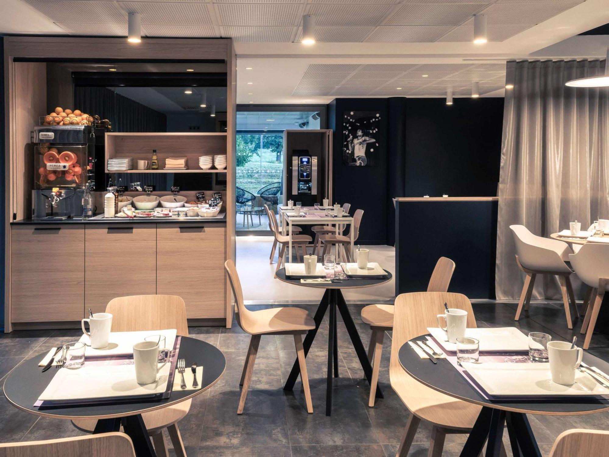 Hotel Mercure Nantes Ouest Zenith 4*