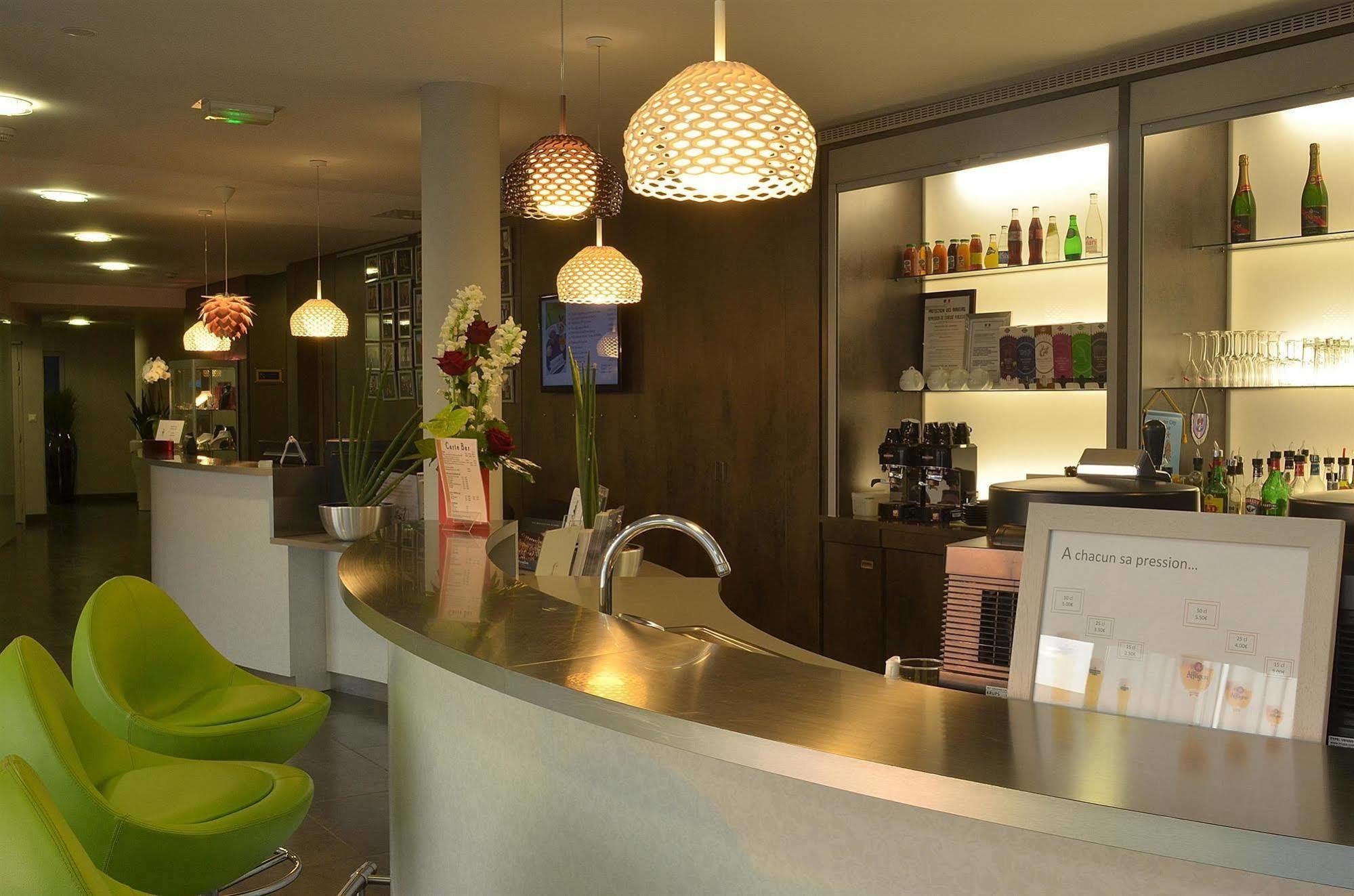 Mercure Nantes Ouest Zenith Hotel 4*